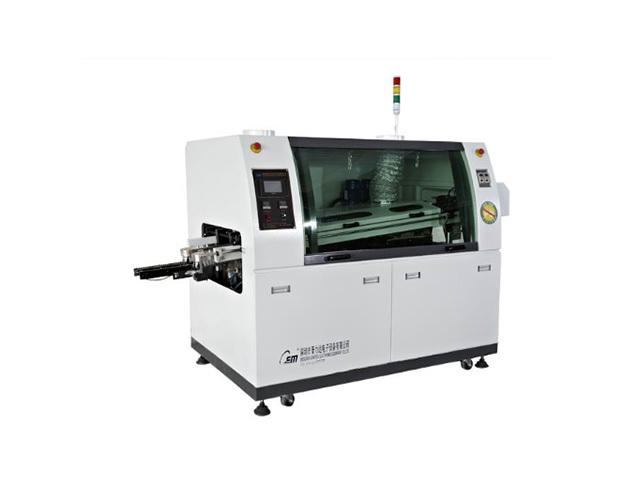 小型波峰焊机有哪些特点，它的优势有哪些