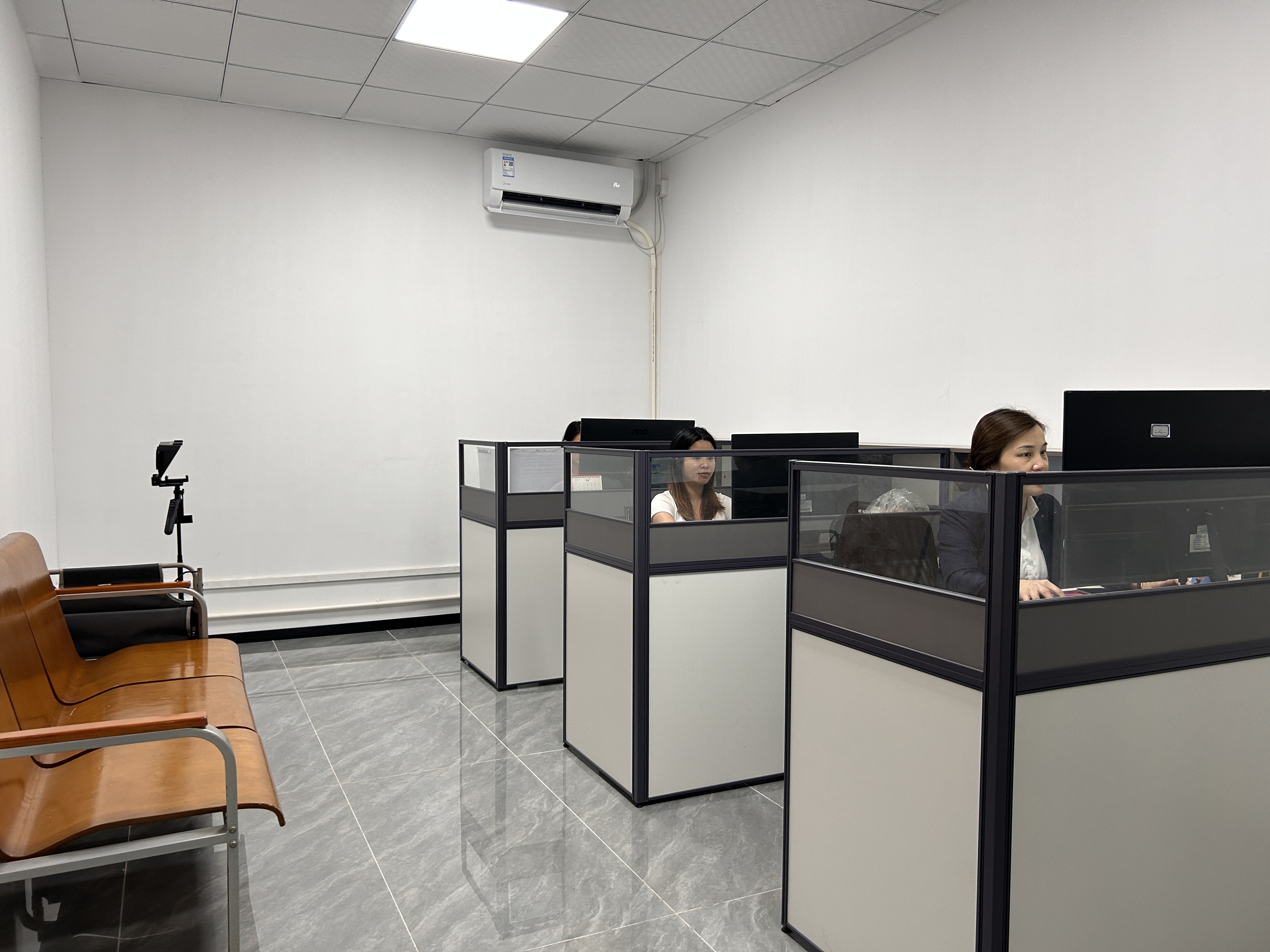 办公成人香蕉视频在线观看