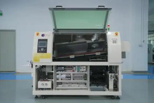 一文读懂：如何选择适合自己工厂的波峰焊设备？